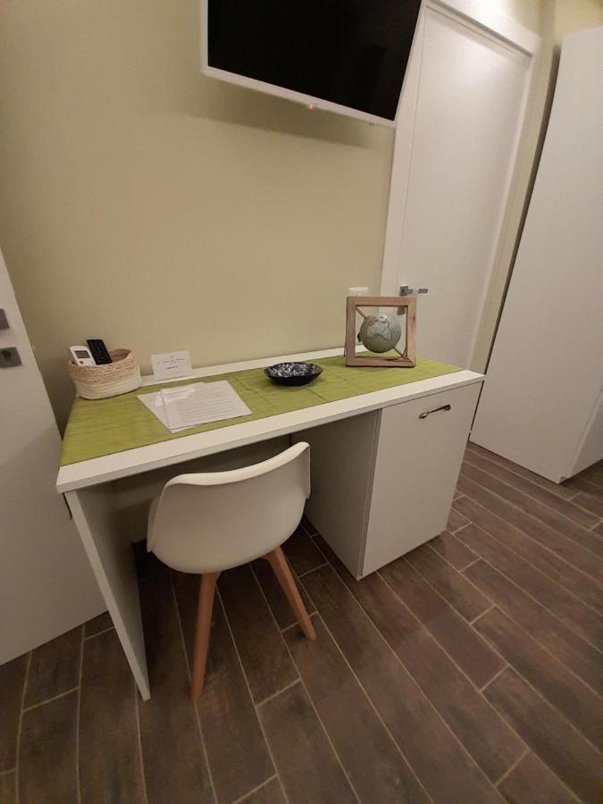 L'Oasi Di Venere Bed And Breakfast Caserta Eksteriør billede