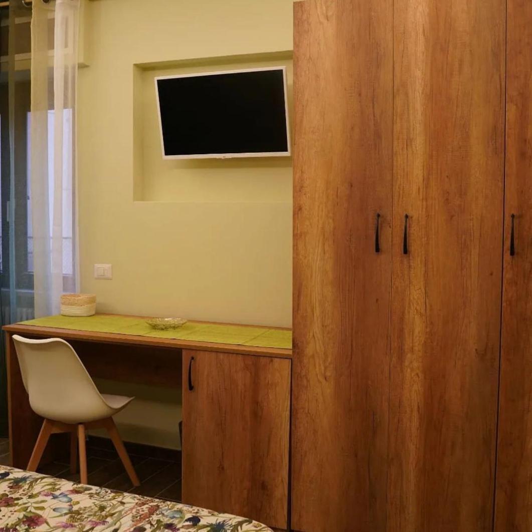 L'Oasi Di Venere Bed And Breakfast Caserta Eksteriør billede