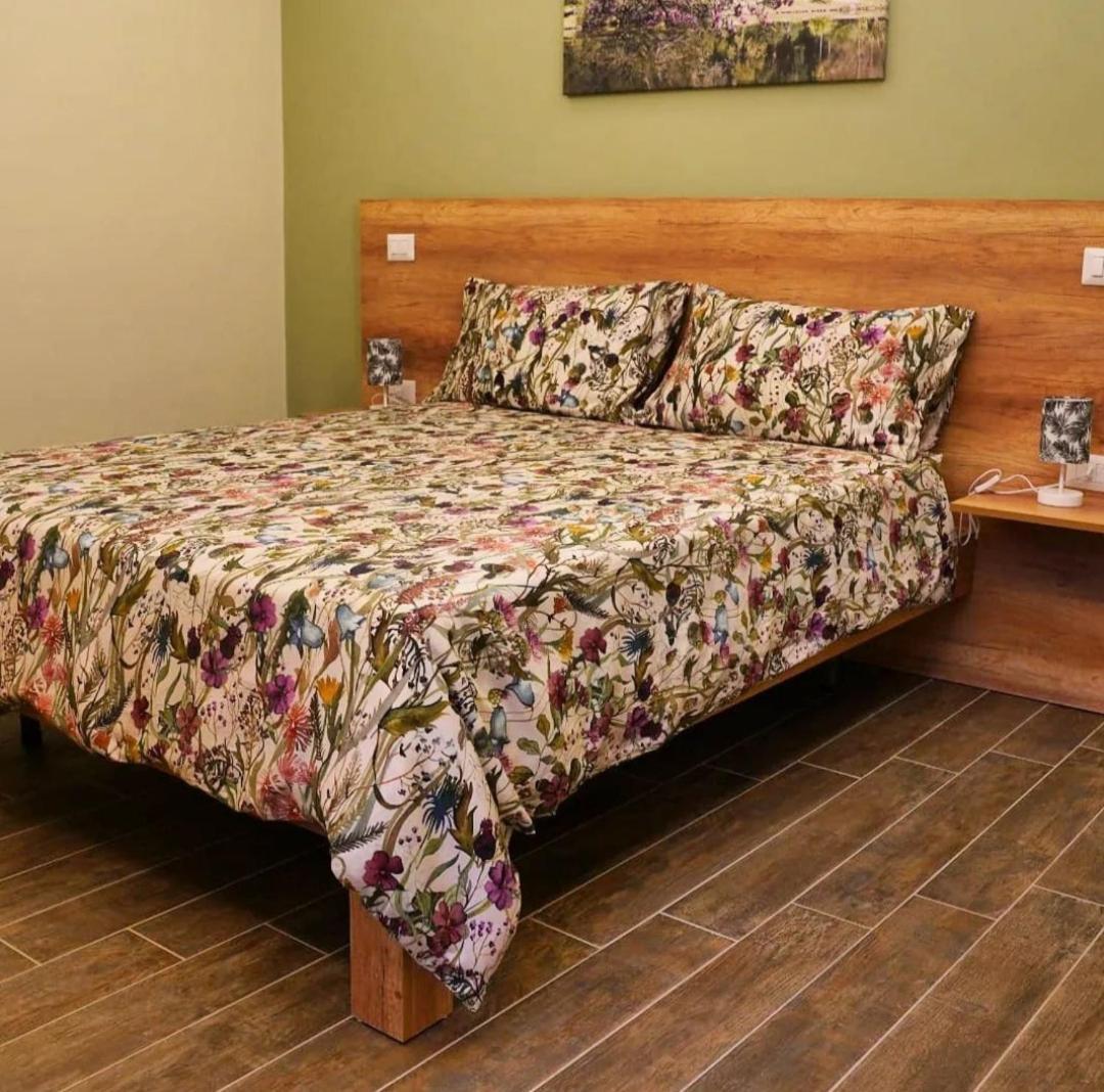 L'Oasi Di Venere Bed And Breakfast Caserta Eksteriør billede